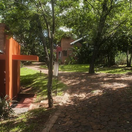 פוארטו איגואסו Raices Amambai Lodges מראה חיצוני תמונה